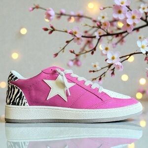 SHU SHOP Paz Hot Pink and White Star Sneakers • Size 8 • Women
